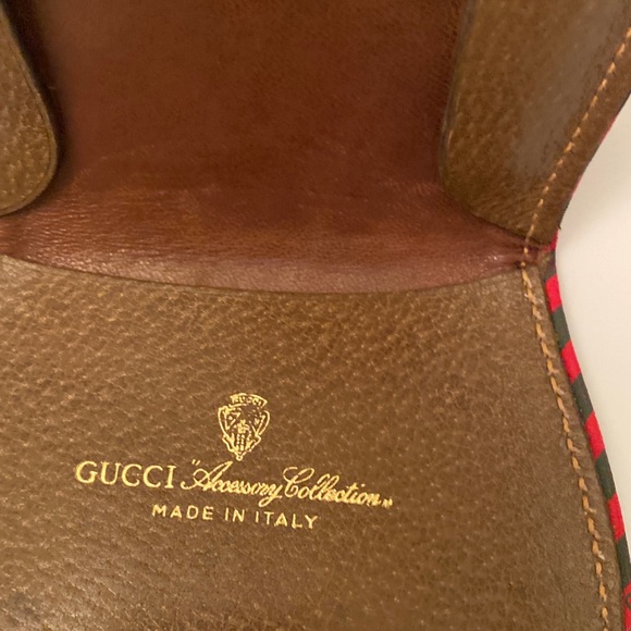 Gucci Accessory Collection Rounded Pouch Compact - Picture 9 of 13
